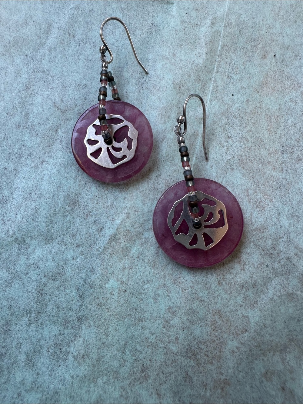 Silpada sterling silver 925 vignetta Earrings with Floral Silver Accent